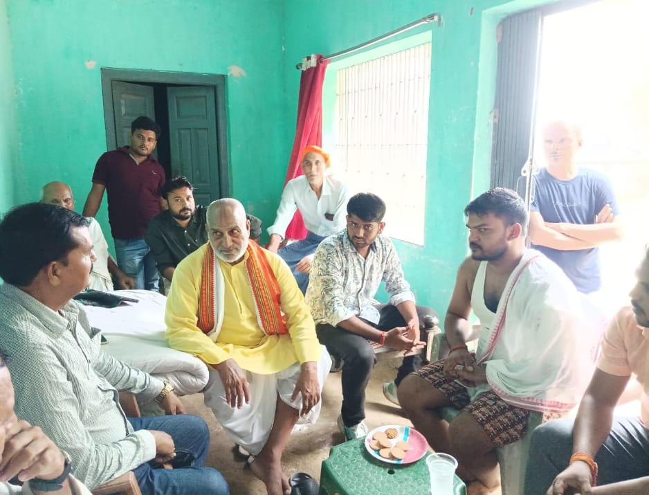 यूपी अब अपराध का नही,अध्यात्म और आराधना का केंद्र बन चुका है- रामतेज पांडेय