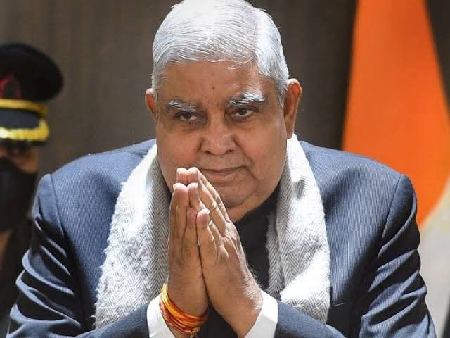 स्वास्थ्य देखभाल को प्राथमिकता देने और चिकित्सकीय परामर्श का पालन करने हेतु, मैं संविधान के अनुच्छेद 67(क) के अनुसार, तत्काल प्रभाव से भारत के उपराष्ट्रपति पद से इस्तीफा देता हूँ।