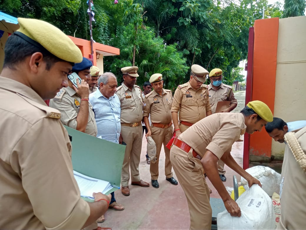 करोड़ो के अवैध मादक पदार्थों को पुलिस ने कराया नष्ट