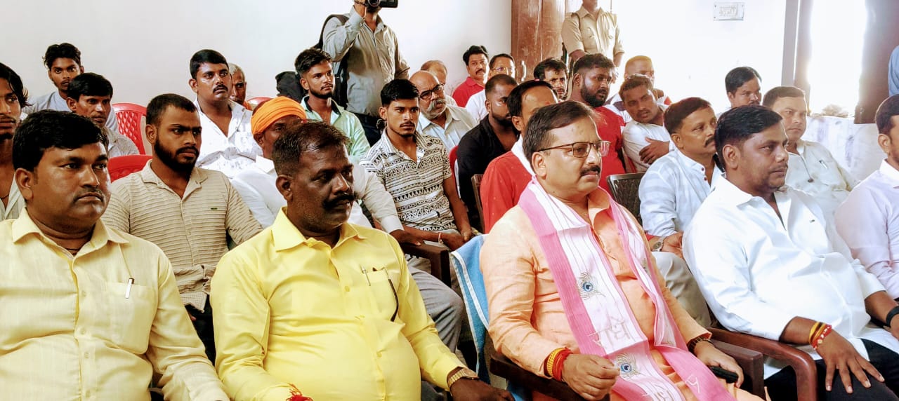 मन की बात भारतीय जनता पार्टी महानगर गोरखपुर के कार्यकर्ताओं ने भारत के प्रधानमंत्री  नरेन्द्र मोदी के 113 वें संस्करण मन की बात को सुना।