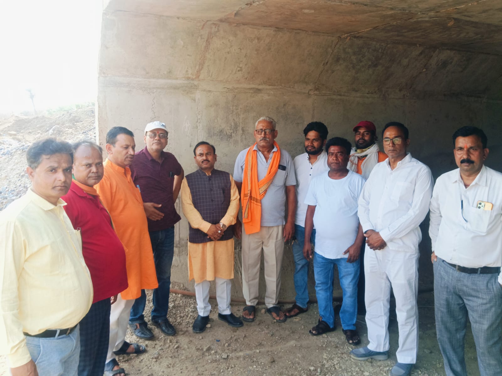 शंकरगढ़ में ट्रैफिक जाम से मिलेगी राहत, रेलवे ने प्रस्तावित अंडरपास का किया निरीक्षण
