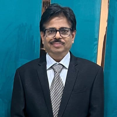 कुशीनगर CMO डॉ अनुपम भास्कर का हुआ निधन