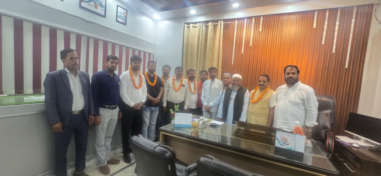 लखनऊ में 'ऑल इंडिया पत्रकार एकता संघ' की अहम बैठक, गोरखपुर टीम का हुआ भव्य स्वागत