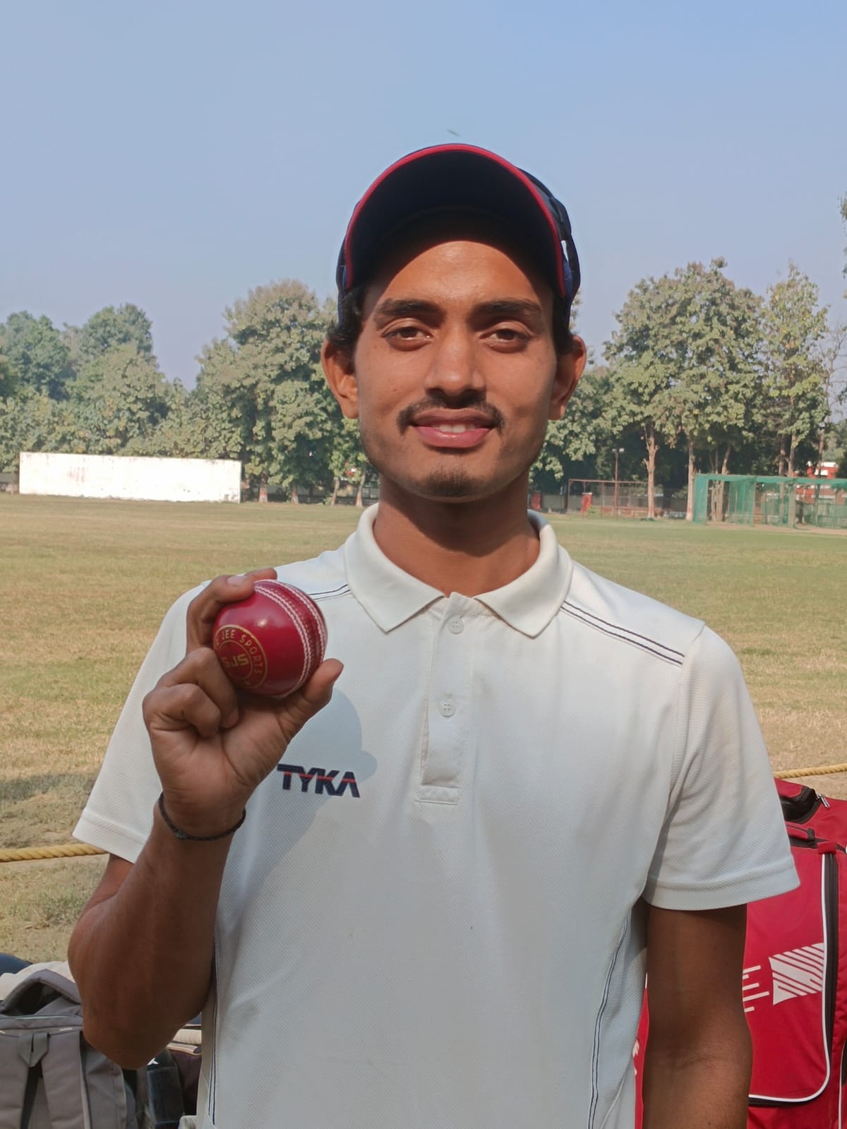 अजीत गुप्ता के लेग स्पिन से जीता नीना थापा क्रिकेट एकेडमी