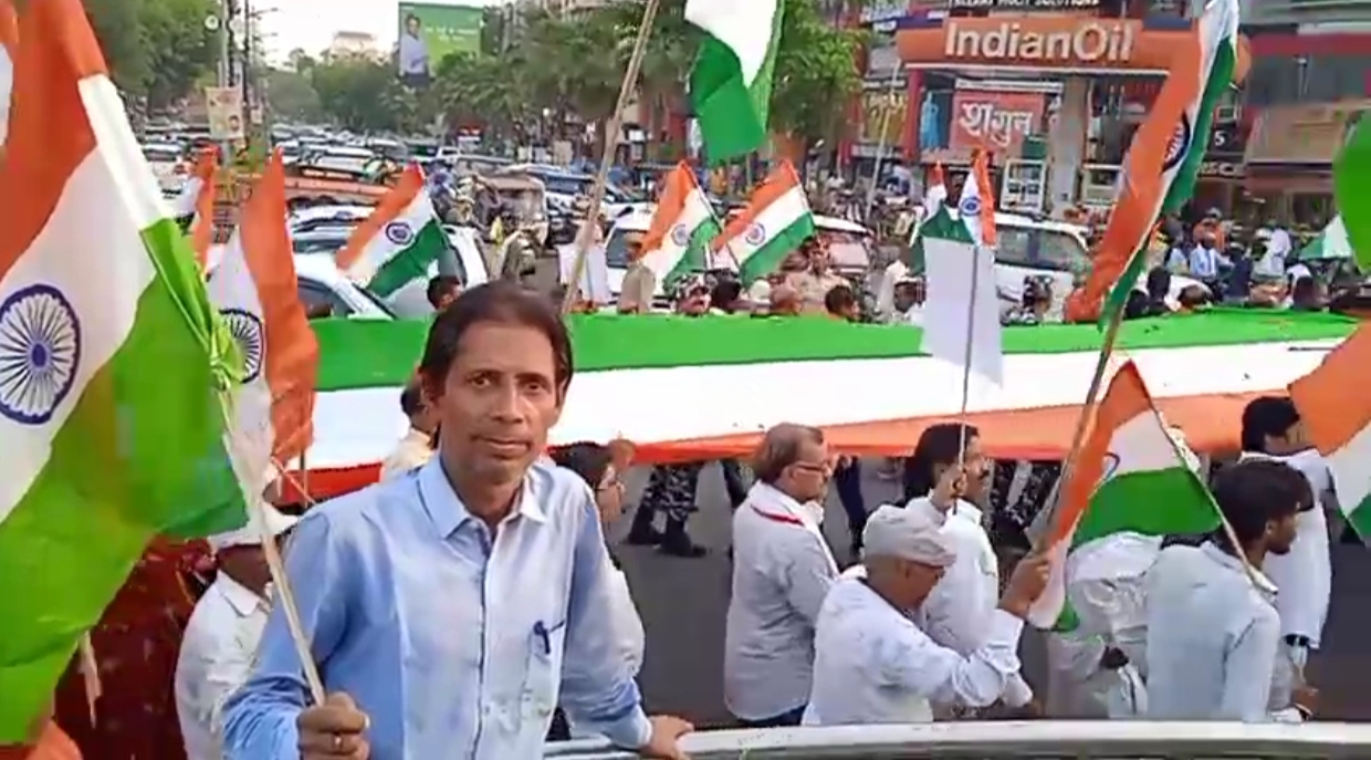 प्रयागराज में भारत शौर्य तिरंगा यात्रा का आयोजन, बारी समाज की गर्वपूर्ण भागीदारी