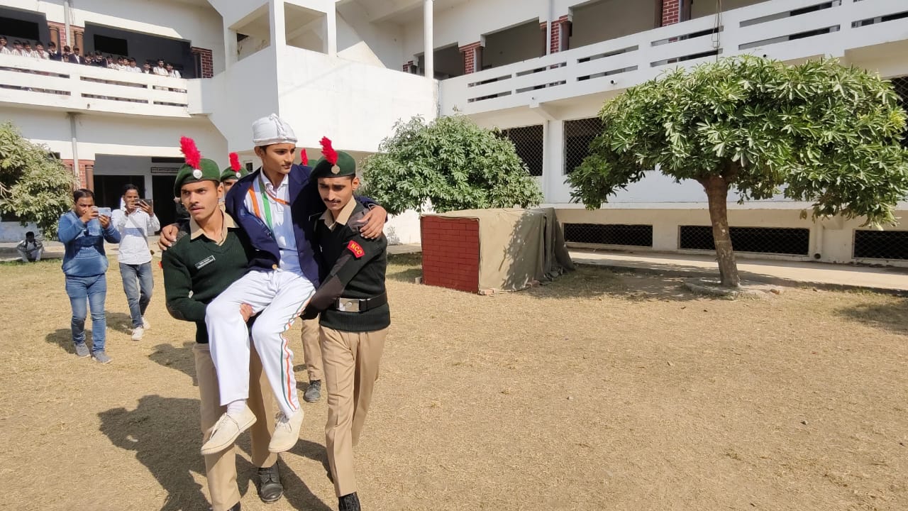 एन.डी.आर.एफ (राष्ट्रीय आपदा मोचन बल) और जिला आपदा प्राधिकरण ने किया संयुक्त मॉक ड्रिल का अभ्यास