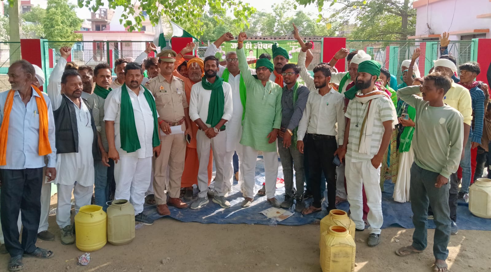 प्रयागराज शंकरगढ़ विकासखंड में पानी की समस्या ने लिया विकराल रूप!