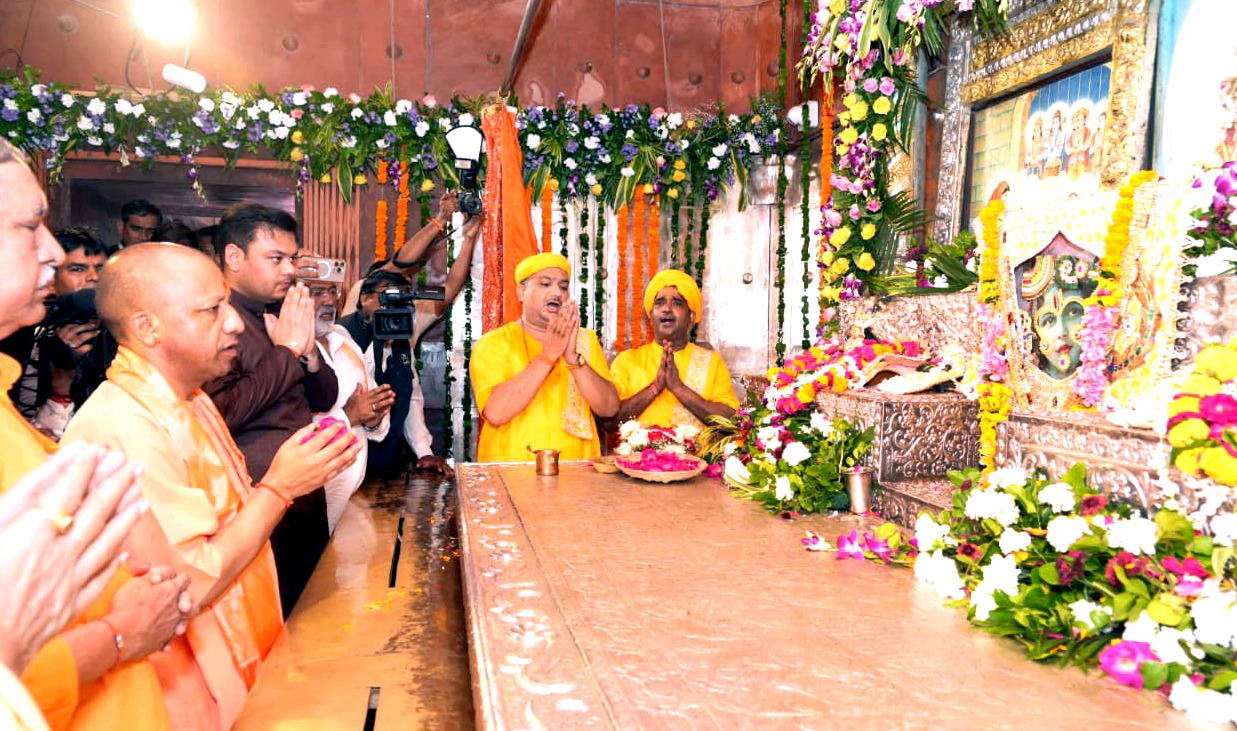 मुख्यमंत्री योगी आदित्यनाथ ने जन्माष्टमी पर दिया लोकमंगल का संदेश